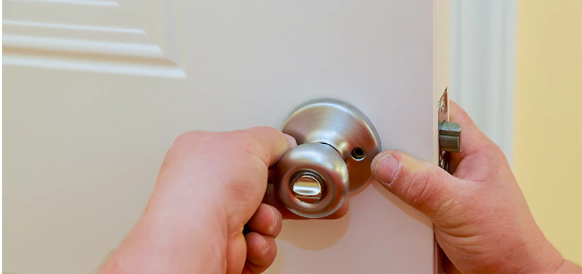 After-hours Locksmith For Lock And Key Installation in Villa Park, CA