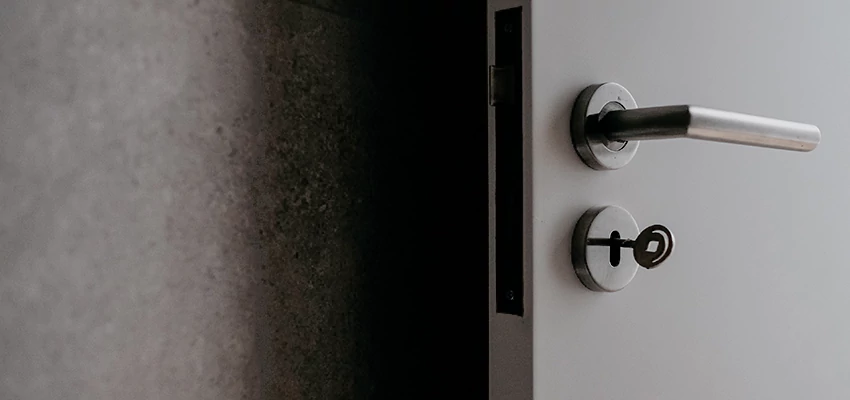 Front Door Handle Repair And Installation in Villa Park, CA