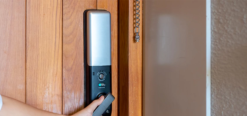 Home Security Electronic Locks Upgrades in Villa Park, CA